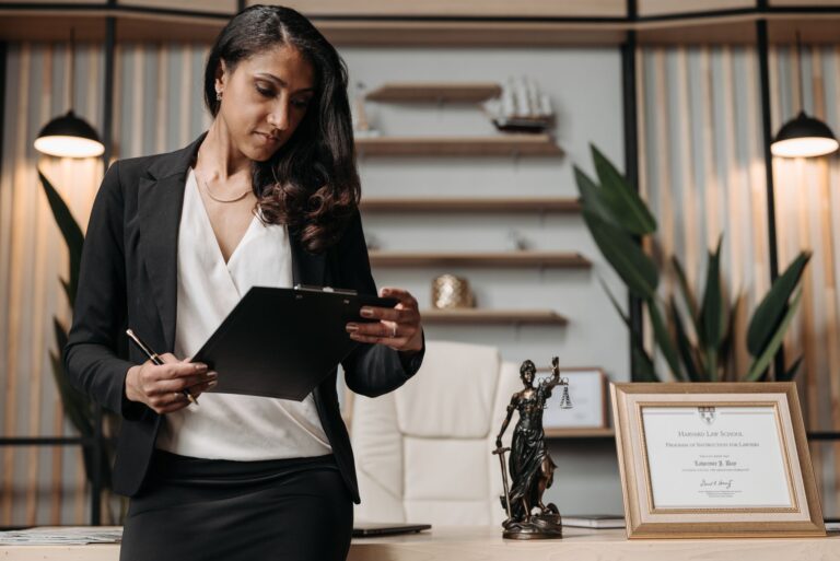 Corporate Lawyer in Indonesia: What They Do and Cost