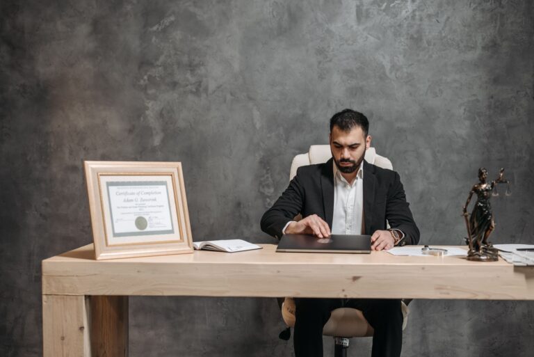 Online Lawyer Consultation in Indonesia: How It Works